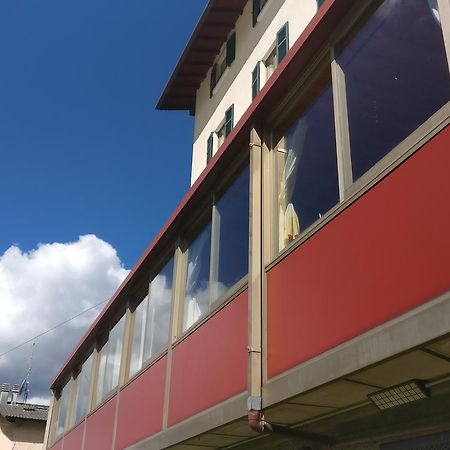 La Valle Del Drago Hotel Piazza Brembana Exterior foto